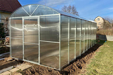 Теплица практичная домик